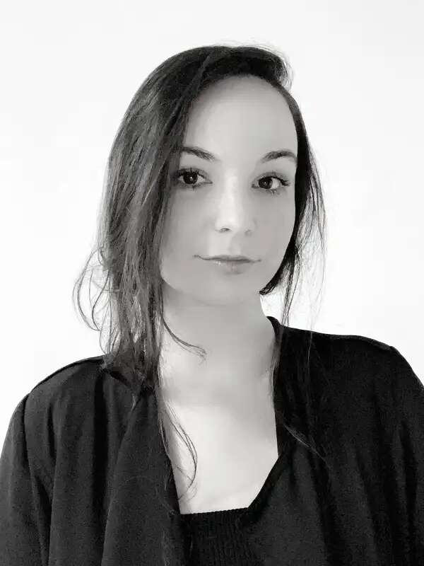 Angela Keele Headshot